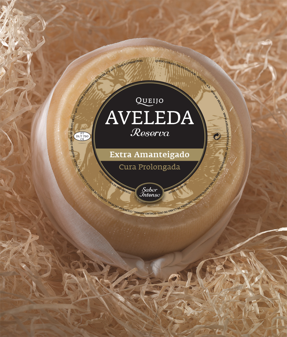 <p>R&oacute;tulo para queijo Aveleda&nbsp;extra amanteigado, Reserva.</p>
